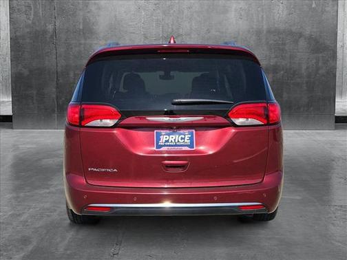 2019 Chrysler Pacifica Touring-L Plus