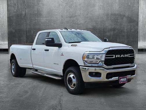 2024 RAM 3500 Big Horn Crew Cab 4x4 8' Box