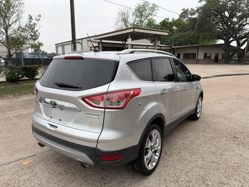 White Platinum Metallic Tri-Coat 2016 Ford Escape Titanium
