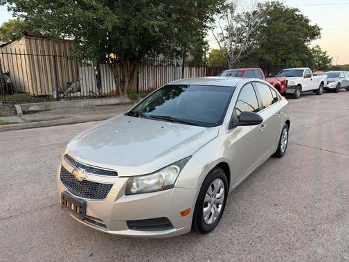 Gold Mist Metallic 2012 Chevrolet Cruze LS