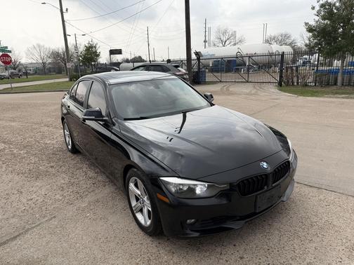 2012 BMW 328 4dr Sdn 328i RWD