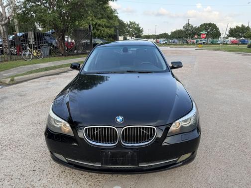 Black 2009 BMW 528 4dr Sdn 528i RWD