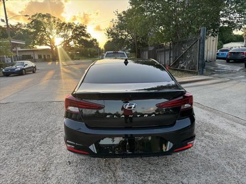 2019 Hyundai ELANTRA Value Edition