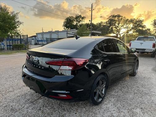 2019 Hyundai ELANTRA Value Edition