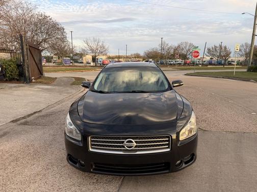 2011 Nissan Maxima SV