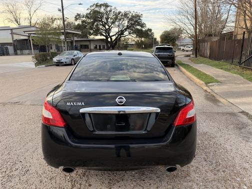 2011 Nissan Maxima SV