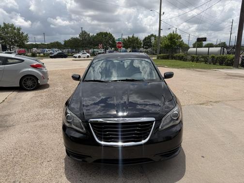 Black Clearcoat 2013 Chrysler 200 Limited