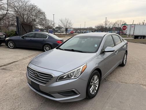 2016 Hyundai SONATA SE