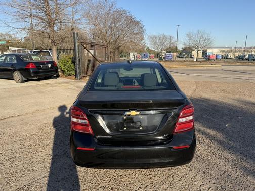 2017 Chevrolet Sonic LT