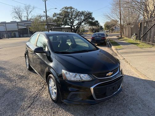 2017 Chevrolet Sonic LT