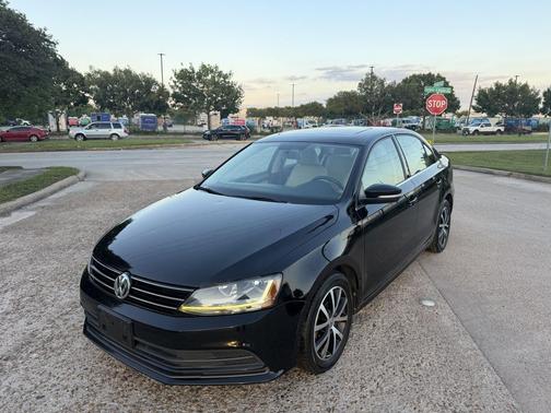 Black 2017 Volkswagen Jetta 1.4T SE