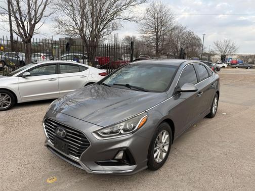 2018 Hyundai SONATA SE