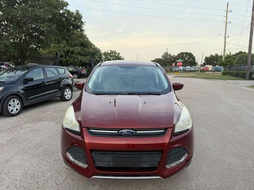 Ruby Red Tinted Clearcoat 2014 Ford Escape SE