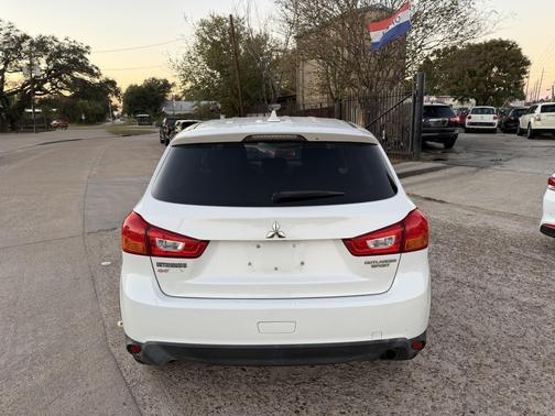 2017 Mitsubishi Outlander Sport 2.0 LE