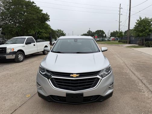 Silver Ice Metallic 2021 Chevrolet Equinox 1LT