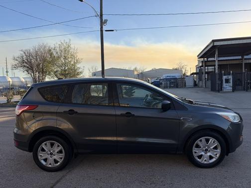 Magnetic 2015 Ford Escape S