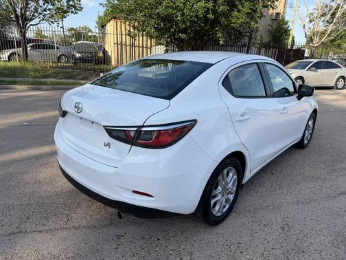 Frost 2016 Scion iA 4dr Sdn