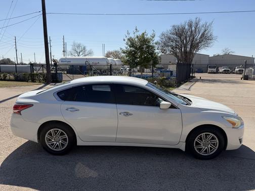 2014 Nissan Altima 2.5 S