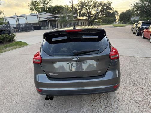 Magnetic Metallic 2017 Ford Focus SE