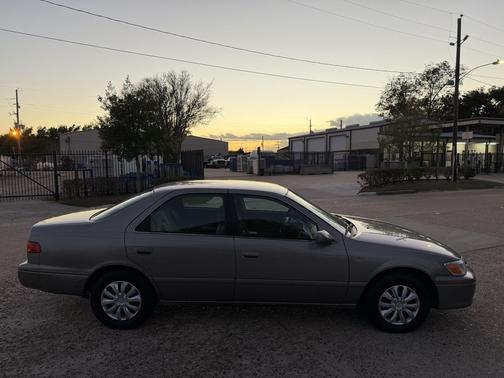 2000 Toyota Camry CE