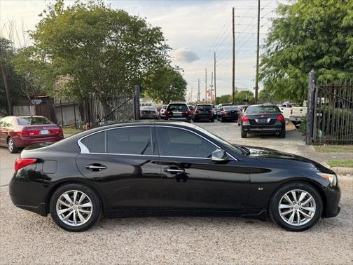 2014 INFINITI Q50 Premium