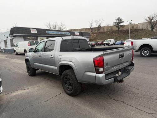 2019 Toyota Tacoma SR