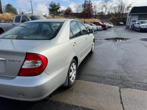 2002 Toyota Camry LE