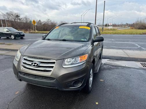 2012 Hyundai SANTA FE GLS