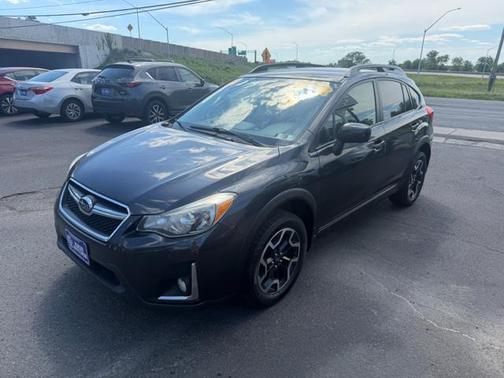 Dark Gray Metallic 2017 Subaru Crosstrek 2.0i Premium