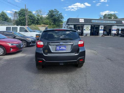 Dark Gray Metallic 2017 Subaru Crosstrek 2.0i Premium