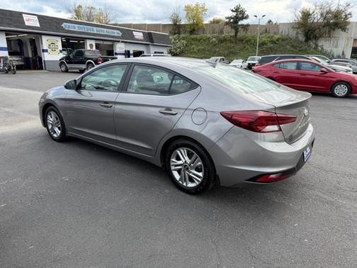 2020 Hyundai ELANTRA Limited