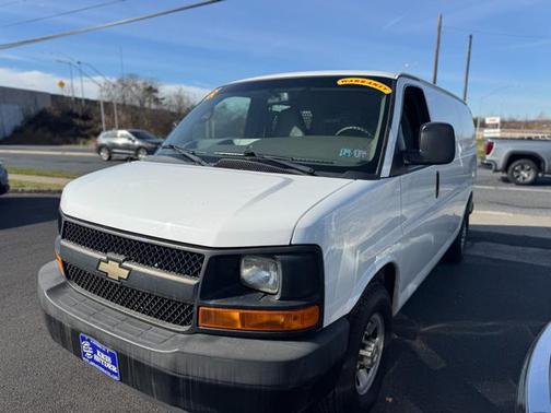 Summit White 2015 Chevrolet Express 2500 Work Van