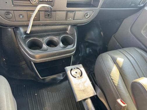 Summit White 2015 Chevrolet Express 2500 Work Van