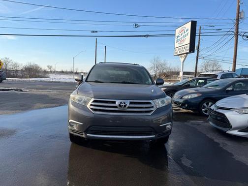 Charcoal 2013 Toyota Highlander Limited