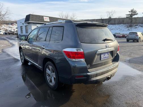 Charcoal 2013 Toyota Highlander Limited