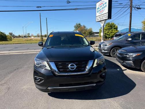 2019 Nissan Pathfinder SV