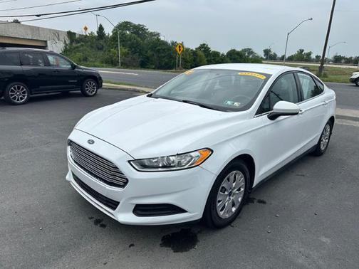2014 Ford Fusion S
