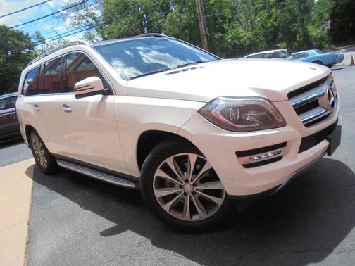 White 2015 Mercedes-Benz GL-Class 4MATIC