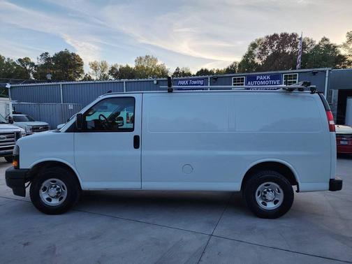 2018 Chevrolet Express 2500 Work Van