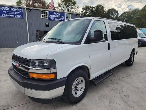 2020 Chevrolet Express 3500 LT 3500 3dr Extended Passenger Van