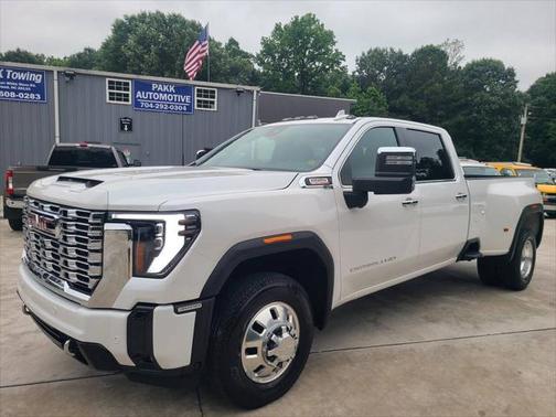 2024 GMC Sierra 3500 Denali