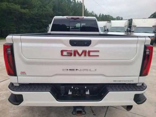 2024 GMC Sierra 3500 Denali