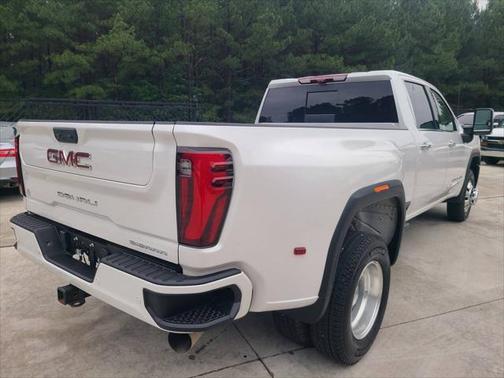 2024 GMC Sierra 3500 Denali