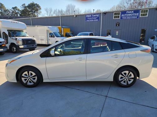 2018 Toyota Prius Two