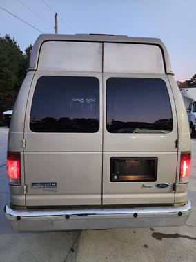2009 Ford E350 Super Duty E 350 SD XLT 3dr Extended Passenger Van