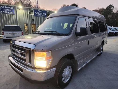 2009 Ford E350 Super Duty E 350 SD XLT 3dr Extended Passenger Van