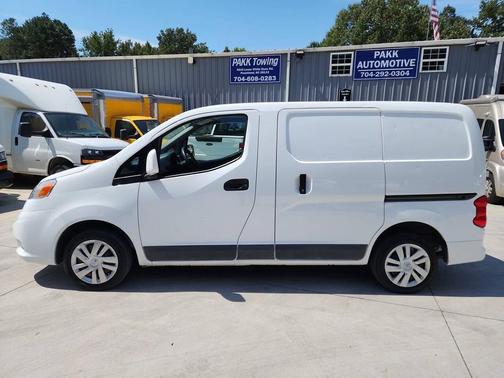 2021 Nissan NV200 SV