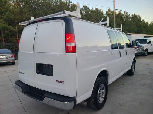 2023 GMC Savana 2500 Work Van