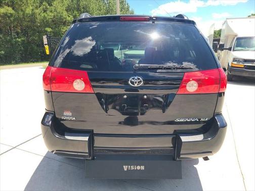 2009 Toyota Sienna XLE