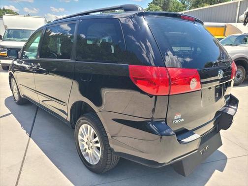 2009 Toyota Sienna XLE